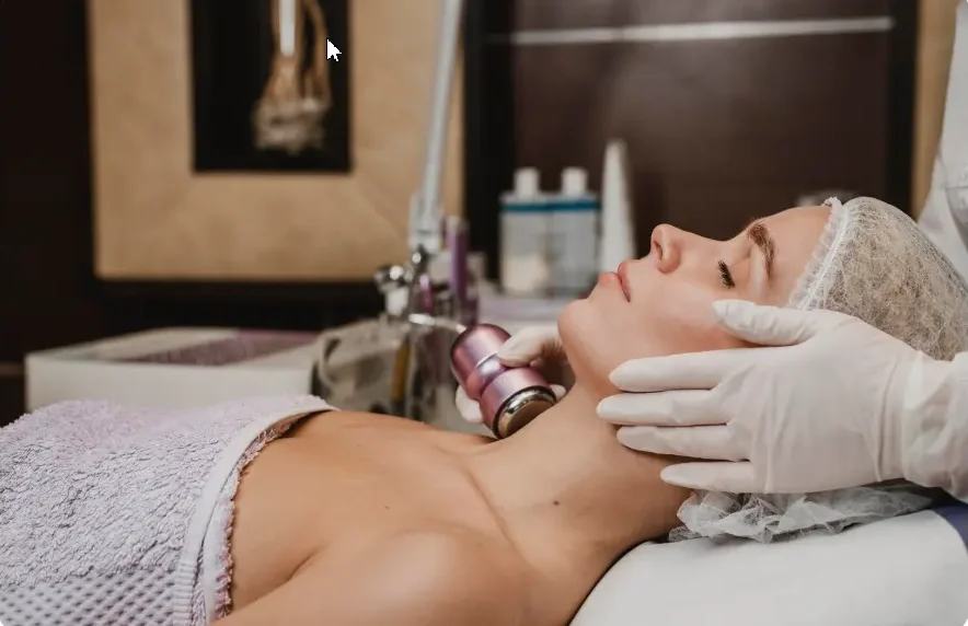 RF Lifting – skin tightening through thermal action.